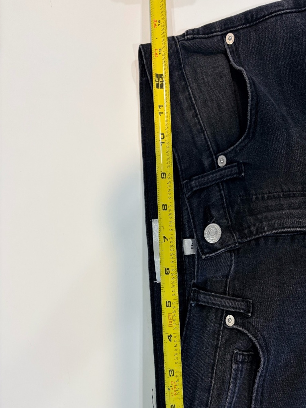 FRAME High Rise Straight Jeans 26 Broken Black Petite Altered 25" Inseam - Picture 3 of 6